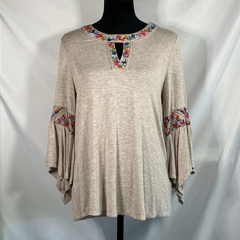 Democracy Boho Embroidered Keyhole Bell Sleeve Tunic Top M Beige